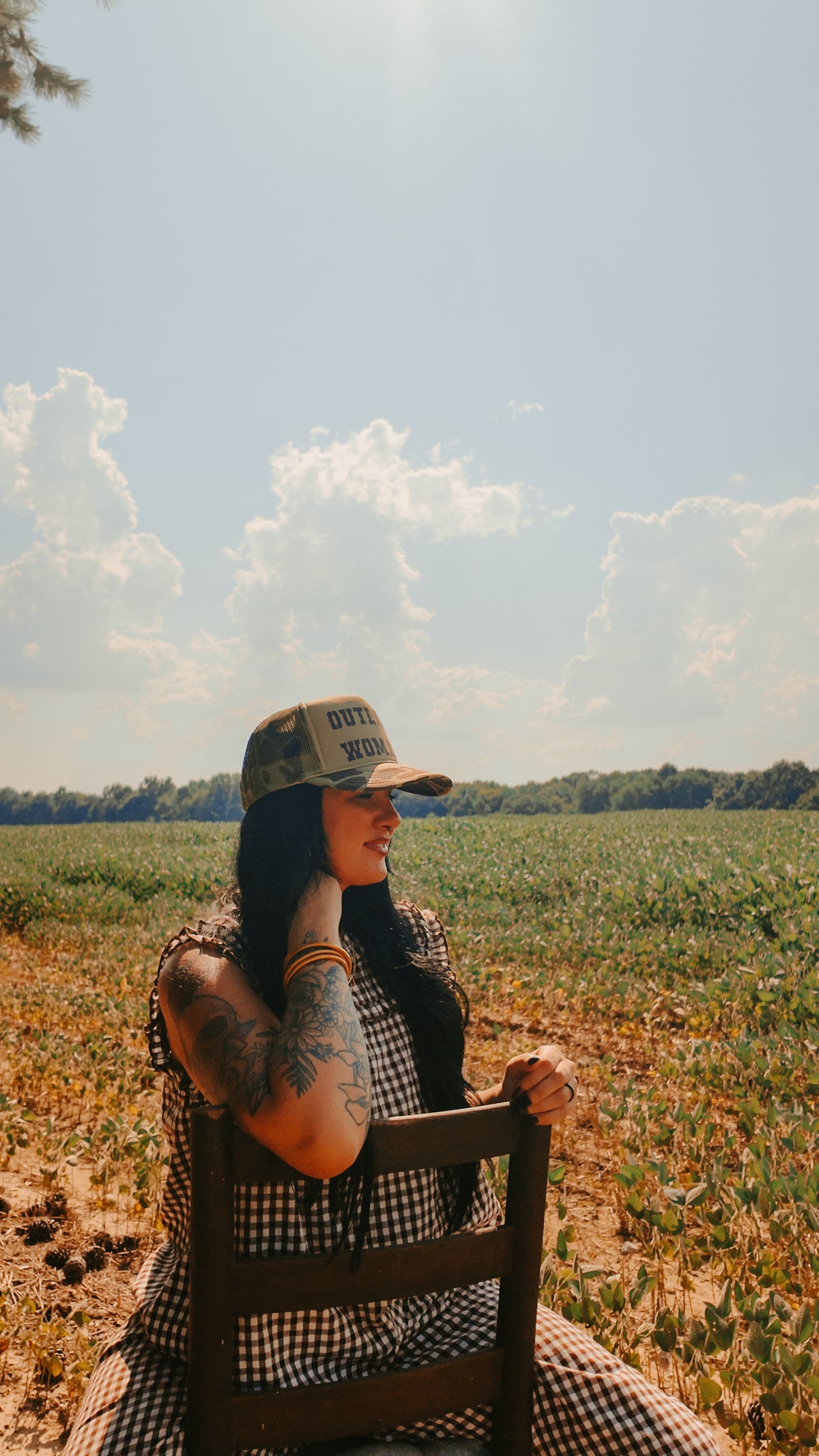 OUTLAW WOMAN